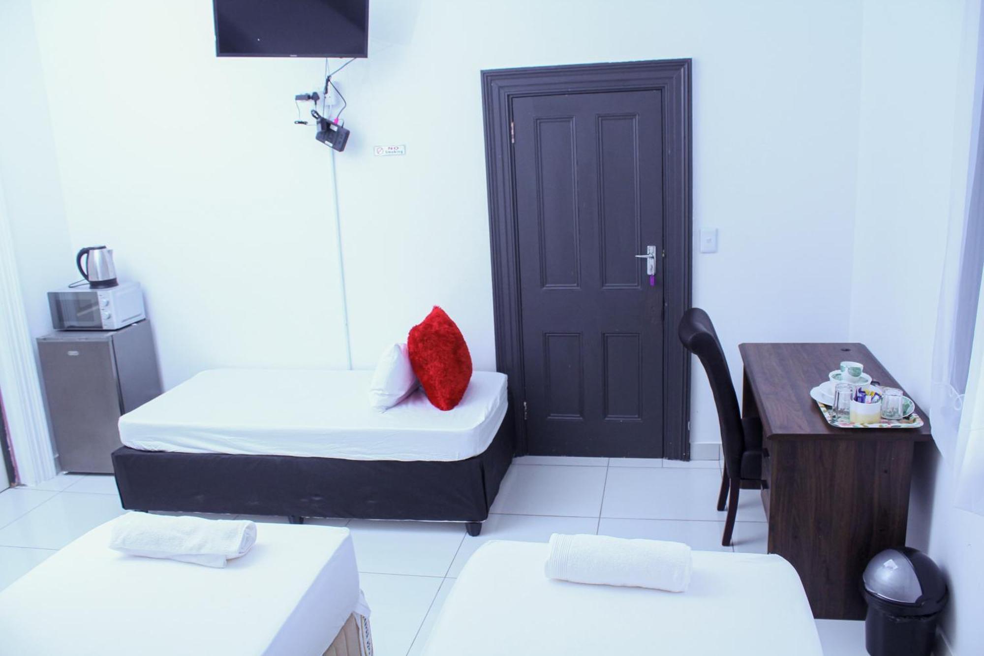 4 Callington Guest House Port Elizabeth Luaran gambar